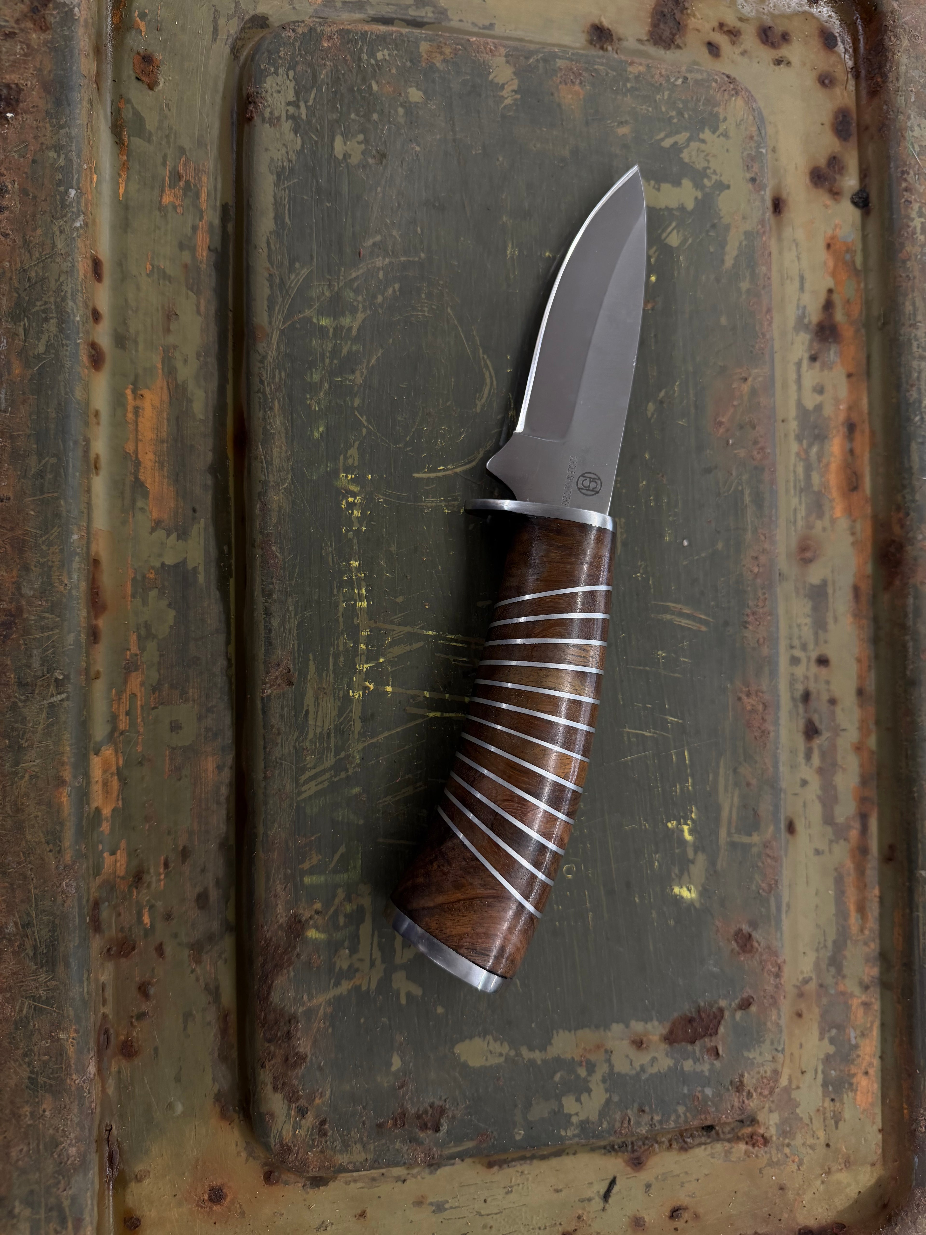 Circle SH Straight Blade Rosewood Handle w/Sheath