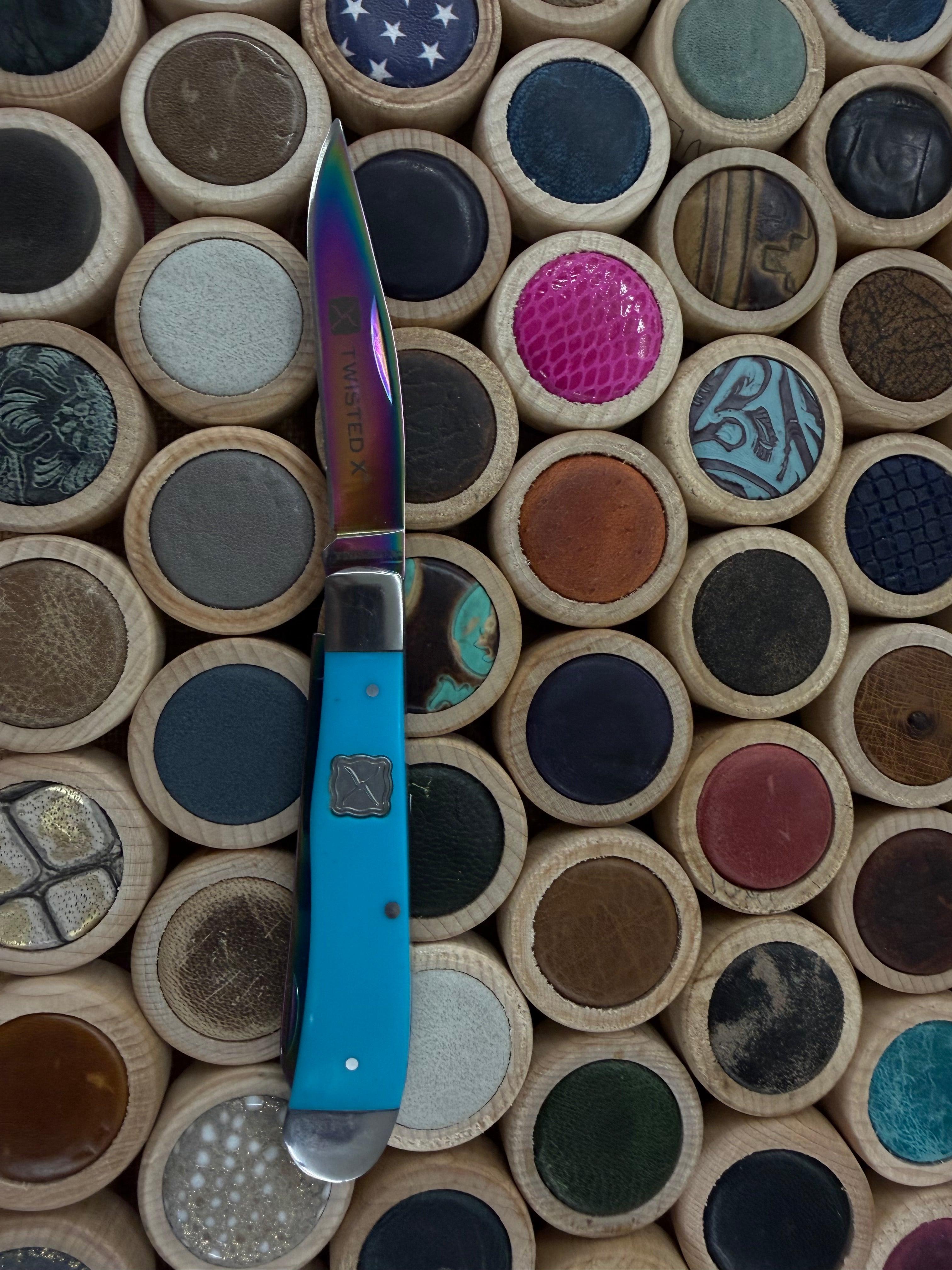 Twisted X Knife Rainbow SS Blade Acrylic Turquoise